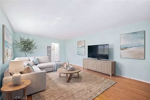 Living - 1015 E Ocean Blvd #12, Long Beach, CA 90802 photo 3 of 4