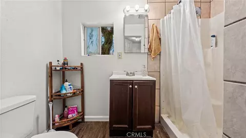 Bath - 3284 Jackson, Riverside, CA 92503 photo 1 of 1