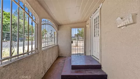 Exterior - 3284 Jackson, Riverside, CA 92503 photo 5 of 7
