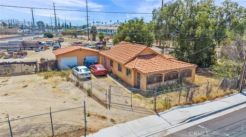 View/Area - 3284 Jackson, Riverside, CA 92503 photo 4 of 7