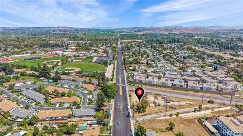 View/Area - 3284 Jackson, Riverside, CA 92503 photo 5 of 7