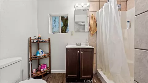 Bath - 3284 Jackson, Riverside, CA 92503 photo 1 of 1