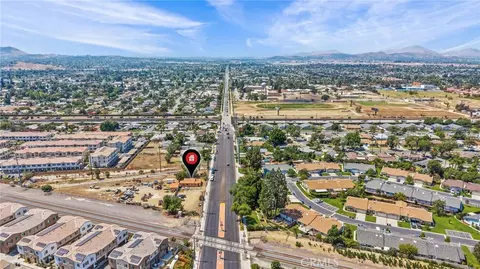 View/Area - 3284 Jackson, Riverside, CA 92503 photo 6 of 7