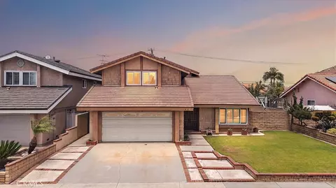 10909 Roberta St, Cerritos, CA 90703