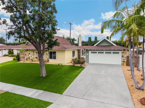 Exterior - 5255 E Bergh Dr, Anaheim, CA 92807 photo 10 of 11