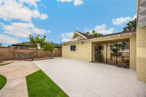 Exterior - 5255 E Bergh Dr, Anaheim, CA 92807 photo 5 of 11