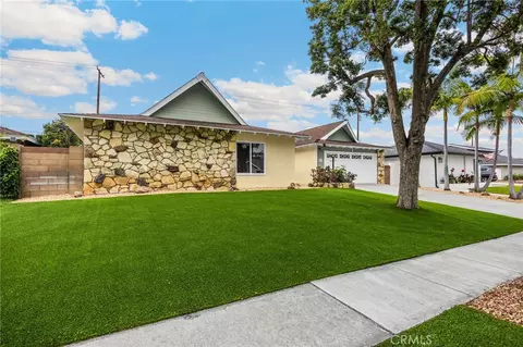 Exterior - 5255 E Bergh Dr, Anaheim, CA 92807 photo 8 of 11