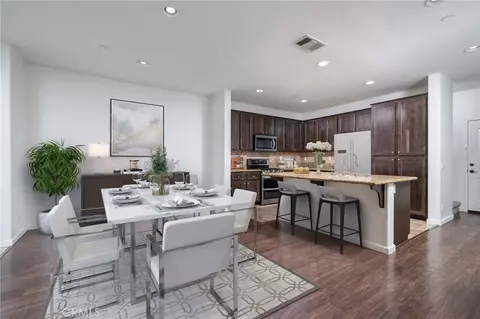 14975 S Highland Ave #94, Fontana, CA 92336