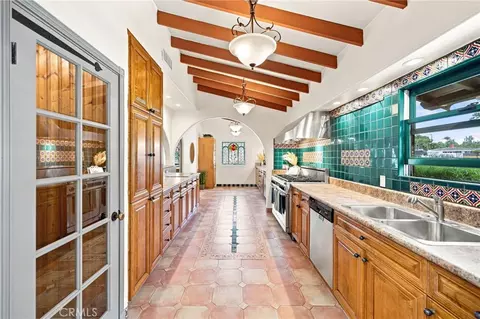 Kitchen - 1324 E Chapman, Orange, CA 92866 photo 1 of 4