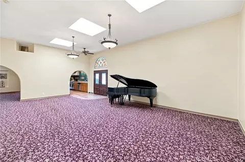Living - 1324 E Chapman, Orange, CA 92866 photo 3 of 4