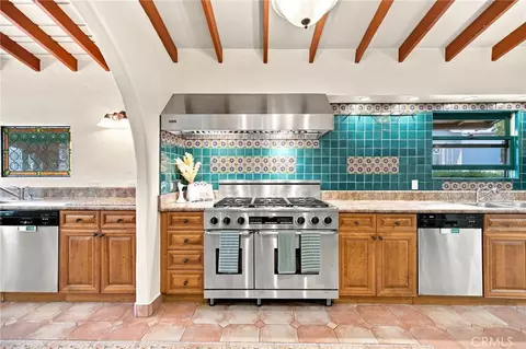 Kitchen - 1324 E Chapman, Orange, CA 92866 photo 4 of 4