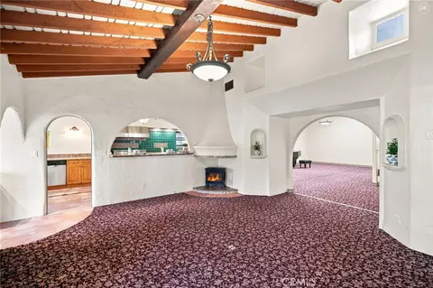 Living - 1324 E Chapman, Orange, CA 92866 photo 2 of 4