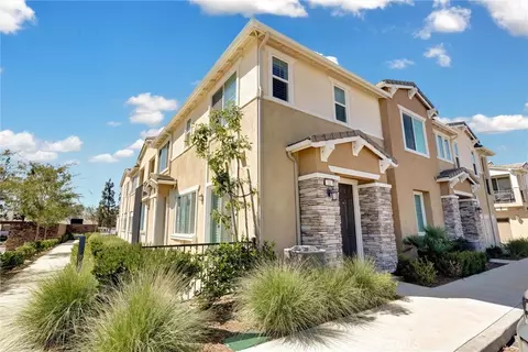 16571 Wyndham #11, Fontana, CA 92336
