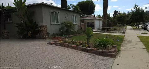 Exterior - 3747 E Roberta Ave, Orange, CA 92869 photo 5 of 15