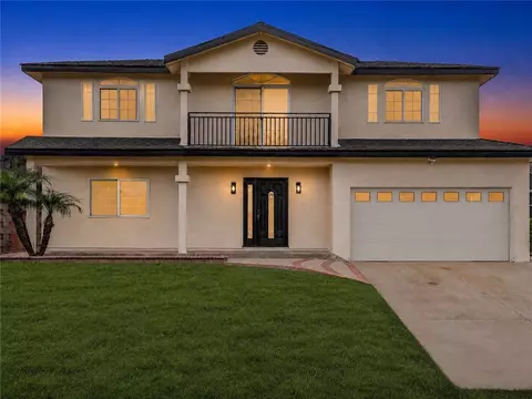 8831 Glider Ave, Los Angeles, CA 90045