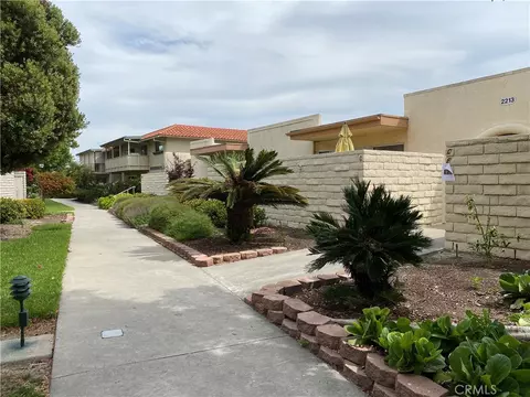 2213 Via Mariposa E #B, Laguna Woods, CA 92637