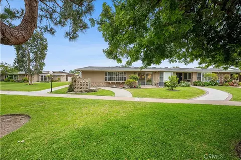 1281 Knollwood #44L, Seal Beach, CA 90740
