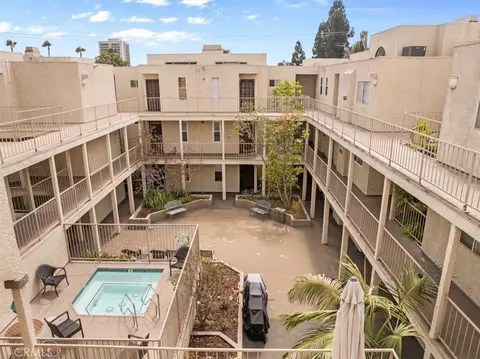 Exterior - 445 W 6th, Long Beach, CA 90802 photo 8 of 8