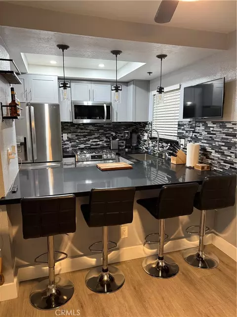 1100 Euclid #113, Long Beach, CA 90804