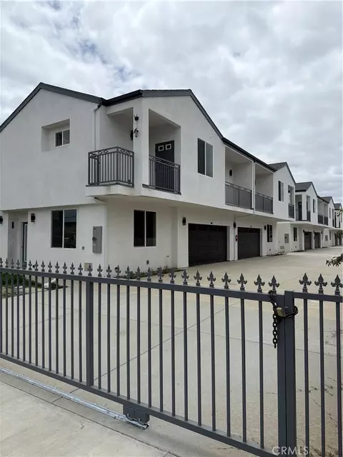 1439 S Palomares, Pomona, CA 91766