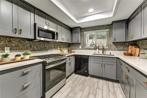 2101 E 21st #114, Signal Hill, CA 90755