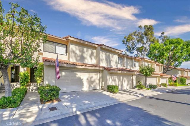 926 Whitewater, Fullerton, CA 92833