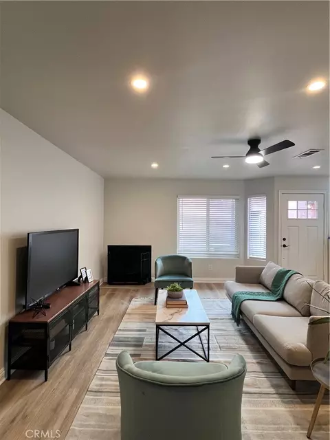 Living - 171 Racquet Club Dr, Compton, CA 90220 photo 2 of 2