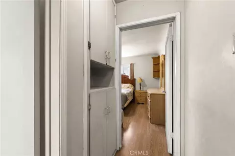 Entry Way - 2725 Adriatic Ave, Long Beach, CA 90810 photo 1 of 1
