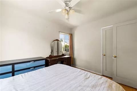 Bedroom - 2725 Adriatic Ave, Long Beach, CA 90810 photo 2 of 4