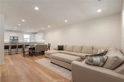 60 Sanctuary, Mission Viejo, CA 92692