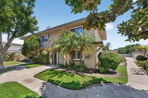 8788 Valley Vw #C, Buena Park, CA 90620