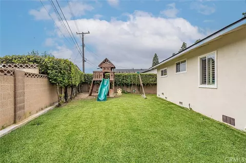 Exterior - 3574 Cortner Ave, Long Beach, CA 90808 photo 5 of 8