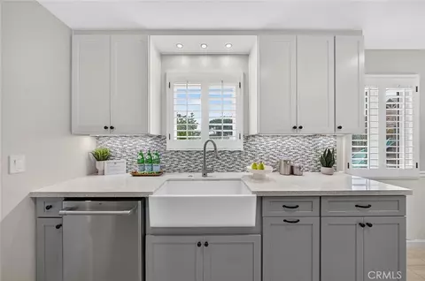 Kitchen - 3574 Cortner Ave, Long Beach, CA 90808 photo 2 of 2