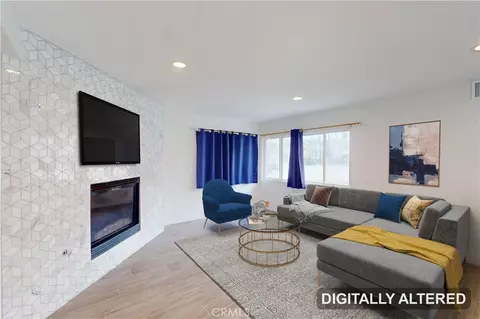 Living - 860 Mandalay Beach Rd, Oxnard, CA 93035 photo 1 of 12