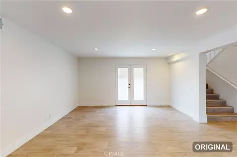 Living - 860 Mandalay Beach Rd, Oxnard, CA 93035 photo 5 of 12