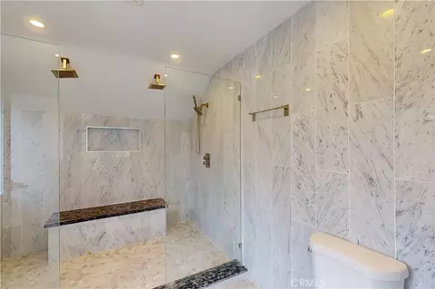 Bath - 860 Mandalay Beach Rd, Oxnard, CA 93035 photo 5 of 7