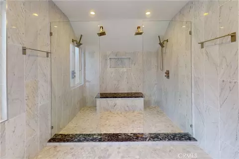 Bath - 860 Mandalay Beach Rd, Oxnard, CA 93035 photo 6 of 7