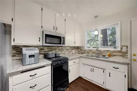 22934 Waters, Crestline, CA 92325 photo 11