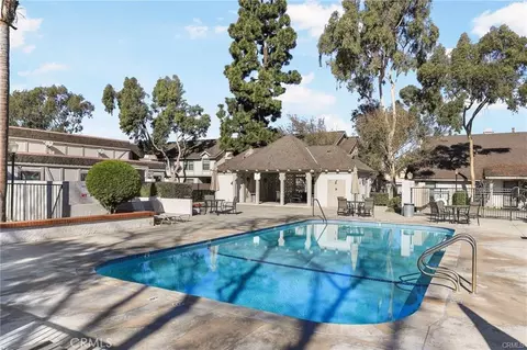 9060 Candlestick, Cypress, CA 90630 photo 19