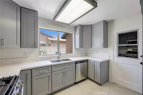 Kitchen - 9330 Westeria, Bloomington, CA 92316 photo 2 of 4