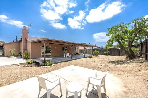 Exterior - 9330 Westeria, Bloomington, CA 92316 photo 6 of 12