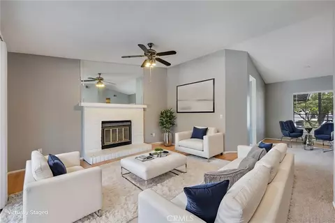 Living - 9330 Westeria, Bloomington, CA 92316 photo 7 of 11