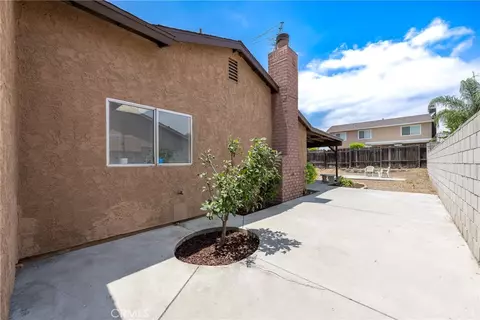 Exterior - 9330 Westeria, Bloomington, CA 92316 photo 5 of 12