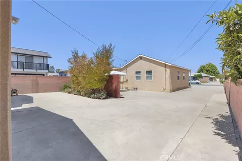 Exterior - 5572 Saint Ann Ave, Cypress, CA 90630 photo 10 of 10