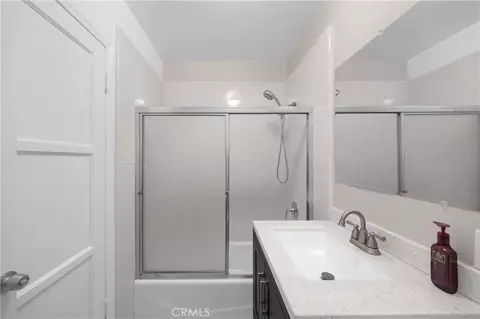 Bath - 5572 Saint Ann Ave, Cypress, CA 90630 photo 2 of 4