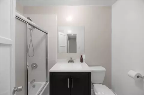 Bath - 5572 Saint Ann Ave, Cypress, CA 90630 photo 1 of 4