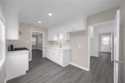 Entry Way - 5572 Saint Ann Ave, Cypress, CA 90630 photo 3 of 7