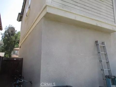 Exterior - 1675 Gilliam Ct, Riverside, CA 92501 photo 8 of 10