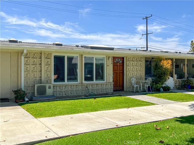 1561 Interlachen Rd M10-260k, Seal Beach, CA 90740