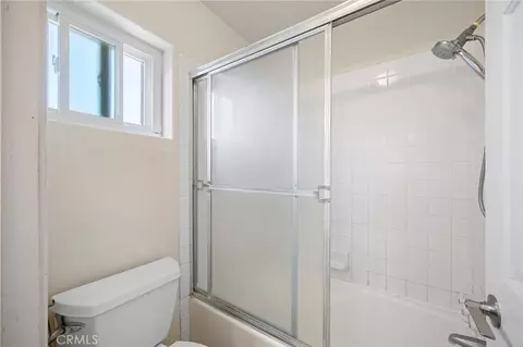 Bath - 538 E 222nd, Carson, CA 90745 photo 3 of 5